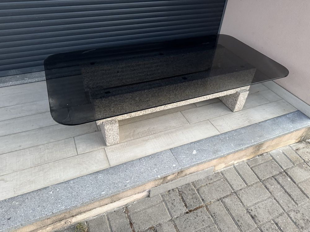 Mesa de Centro granito/vidro