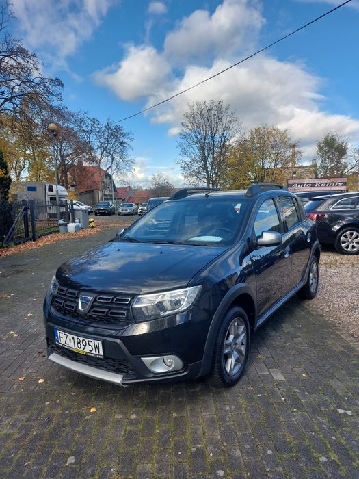Dacia Sandero Stepway automat 2017 r mały przebieg