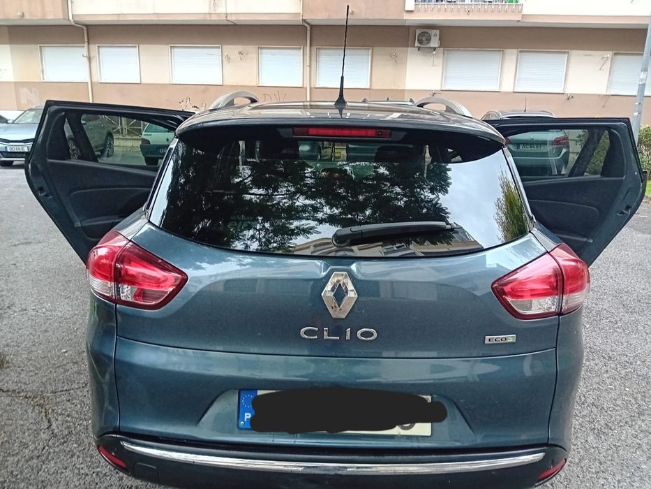 Carro Renault Clio