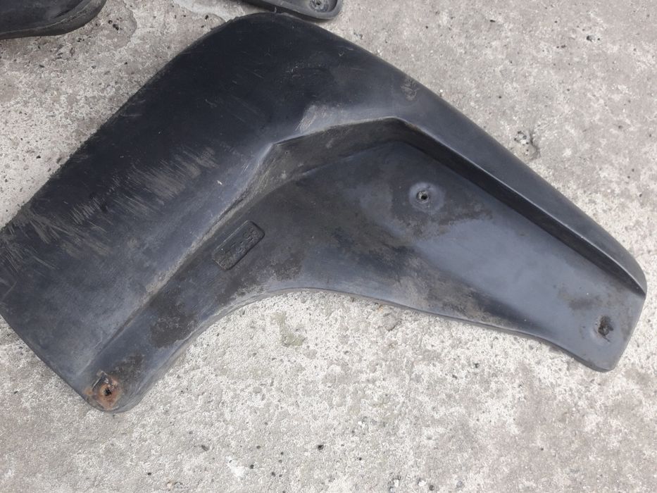 Брызговики на фольксваген джетта 6