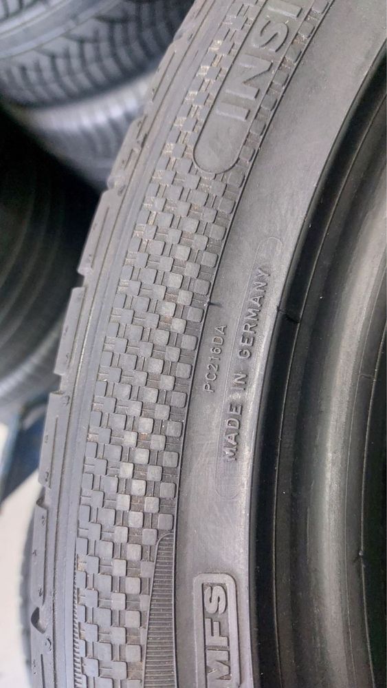 245/45/17 R17 Dunlop SP Sport Maxx TT 4шт новые