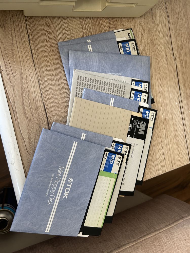 Aplle 2C ,Monitor ,oraz 10 dyskietek