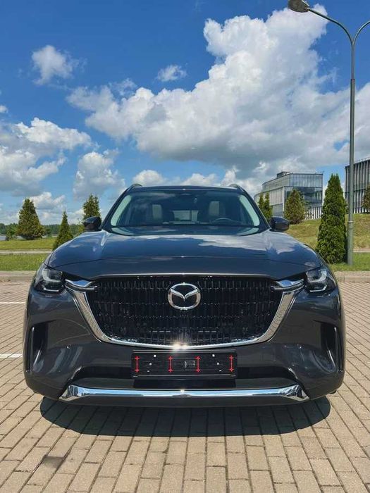 Mazda CX-90, 2023 року