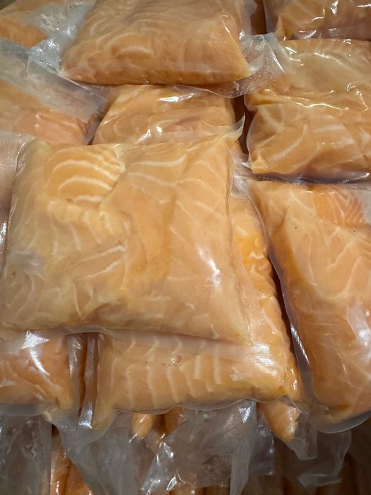 Сьомга,лосось ,форель слабосолена