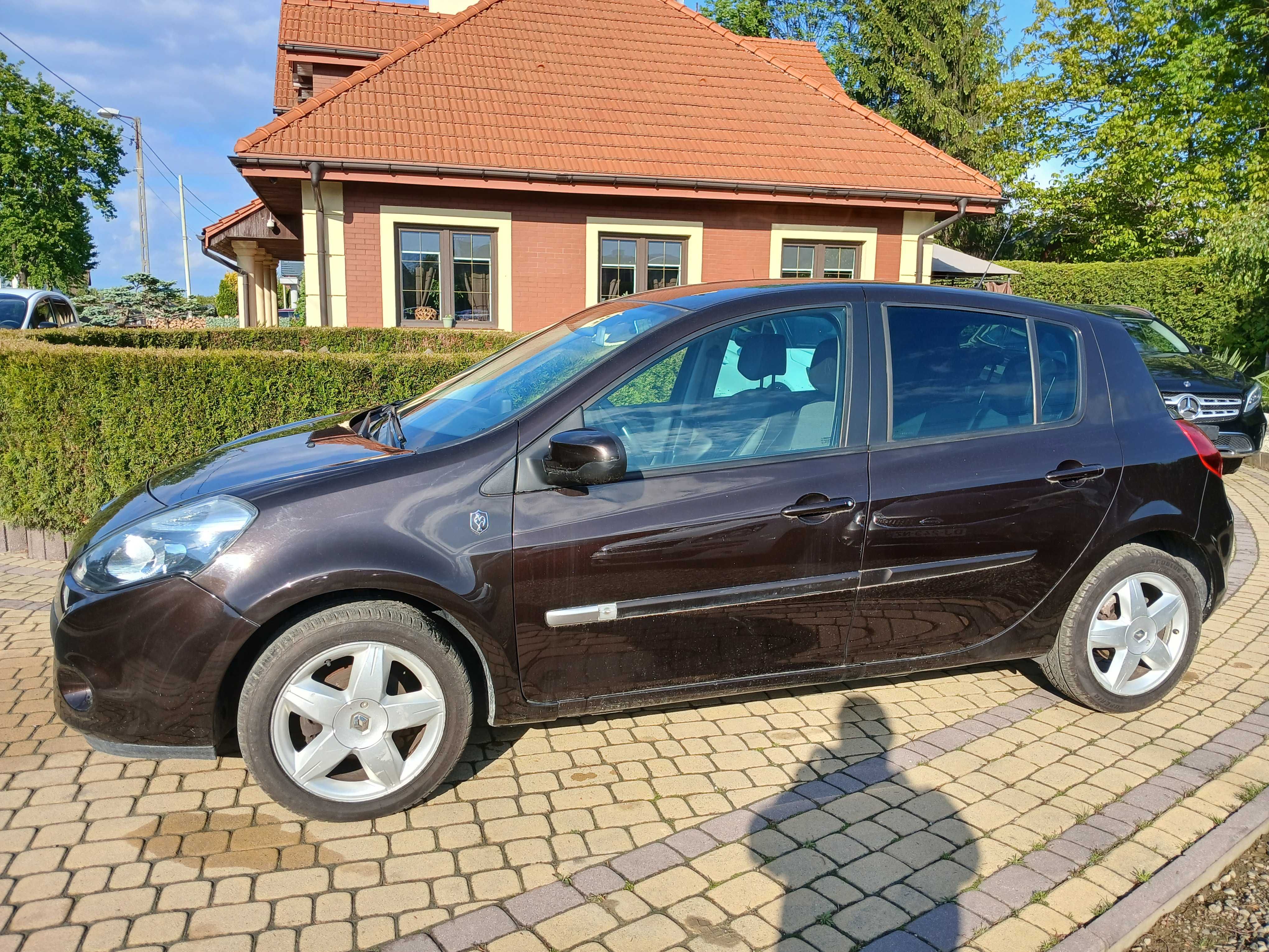 Renault Clio III 1.6B wer limited FFR mod.2012 AUTOMAT
