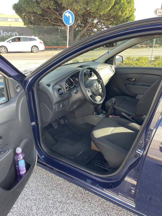 Dacia Logan 2020  (gasolina)  ou troco em ZOE negociável