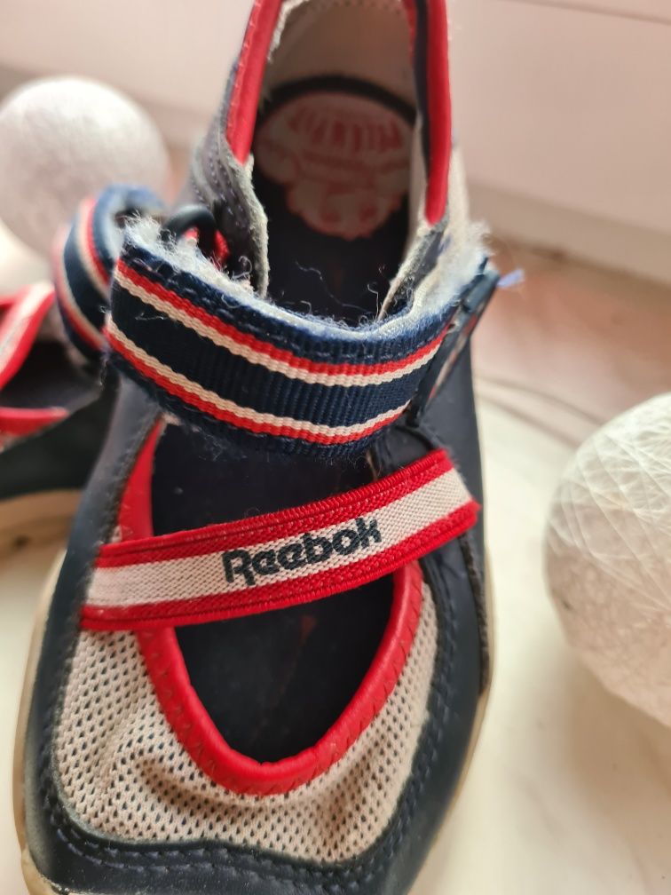 Buciki sandałki chłopięce Reebok rozm 24.5