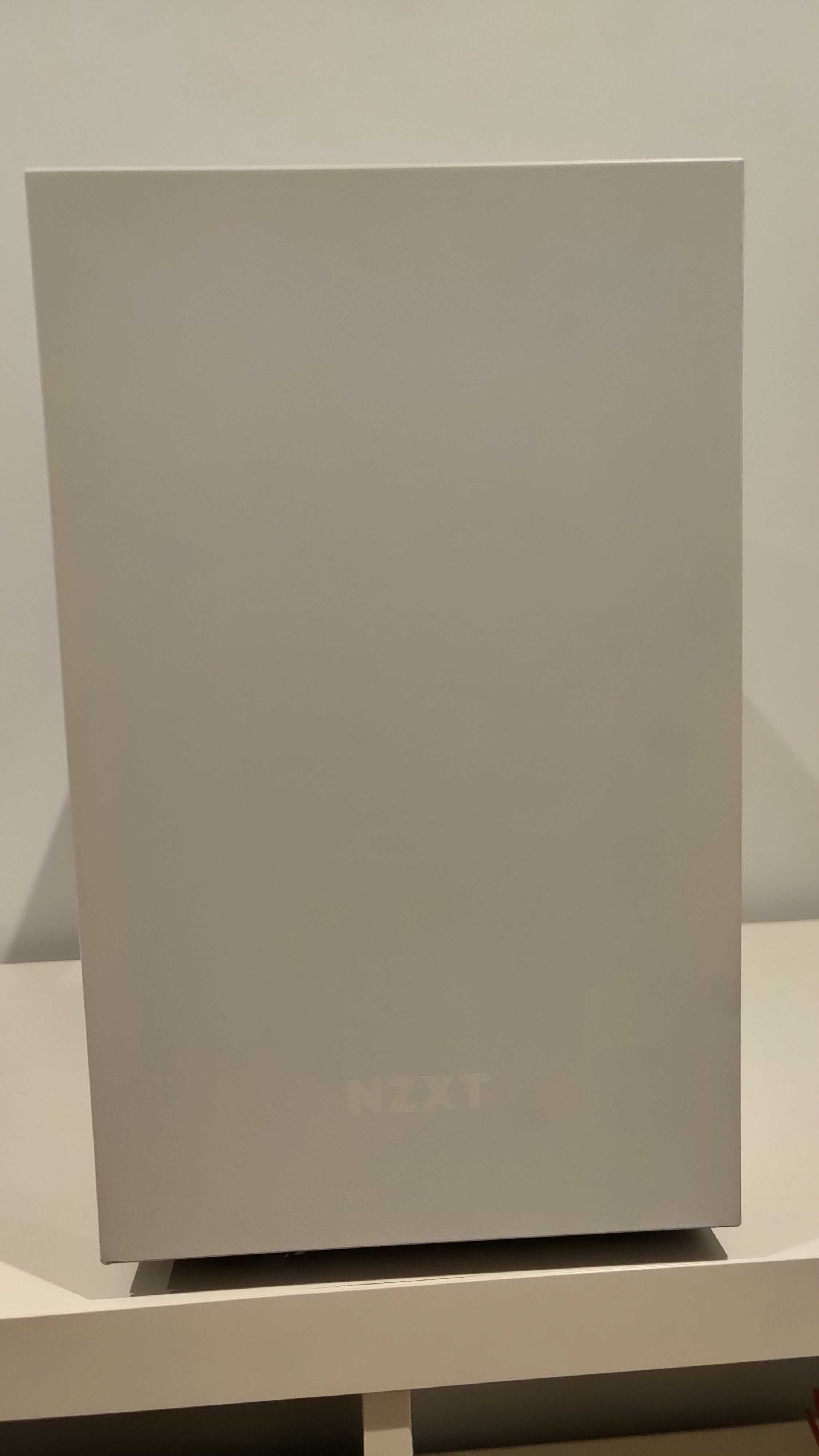Caixa NZXT H210 (mini-itx)