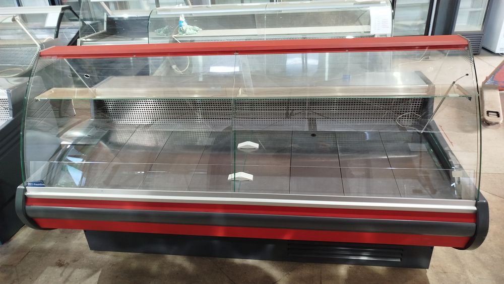 Витрина холодильная Универсальная UBC. 1.6 и 2.0.метр 2020.г/в