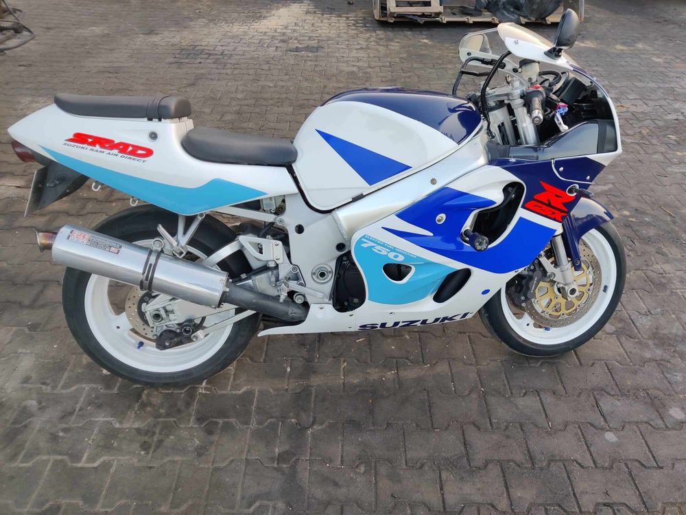 PILNE!! Suzuki GSX-R 750 SRAD