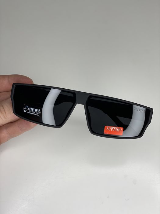 Солнцезащитные очки FERRARI Polarized крупные плоские черные АНТИБЛИК