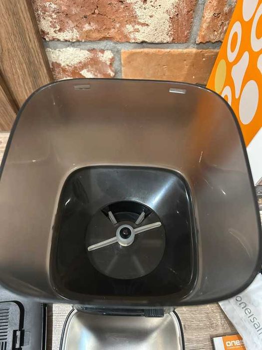 Automatyczny dozownik karmy dla kota psa Wi-Fi