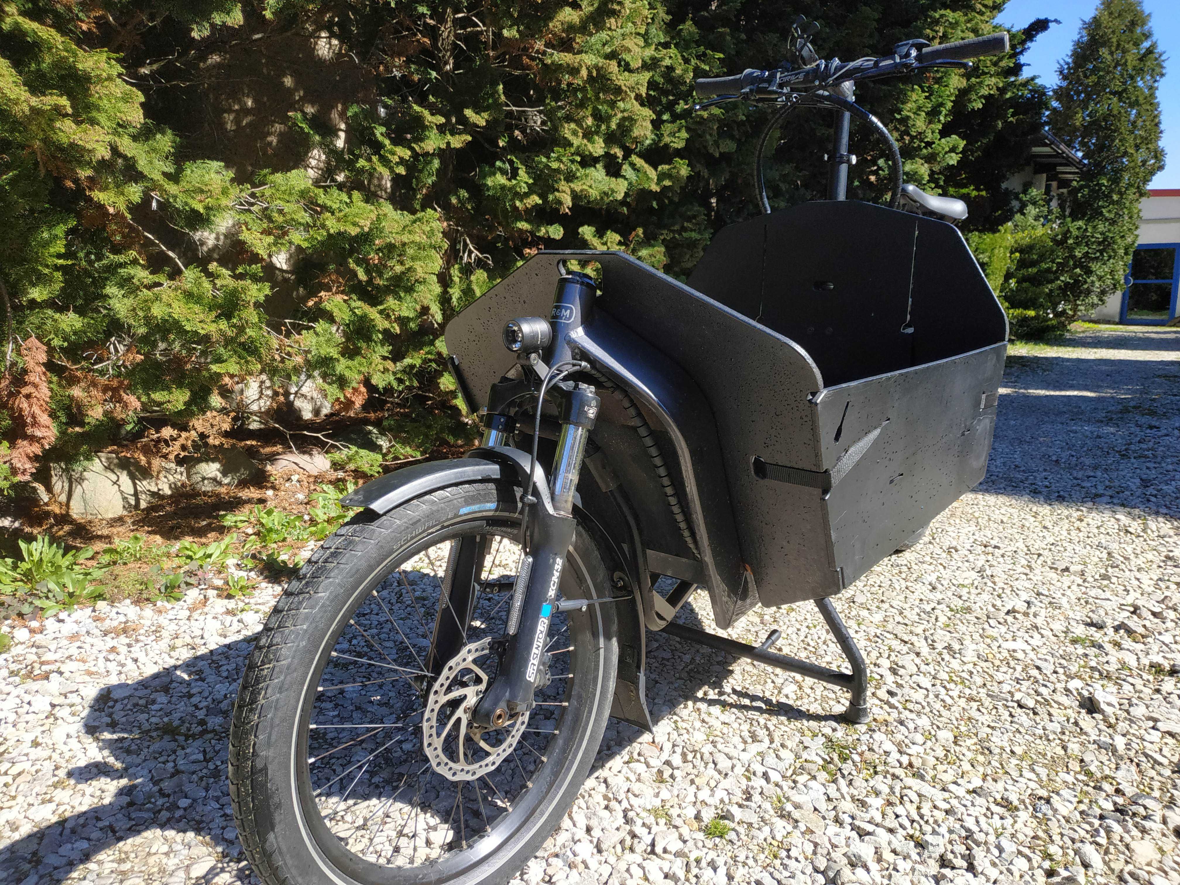 Elektryczny rower towarowy cargo Riese & Muller PACKSTER