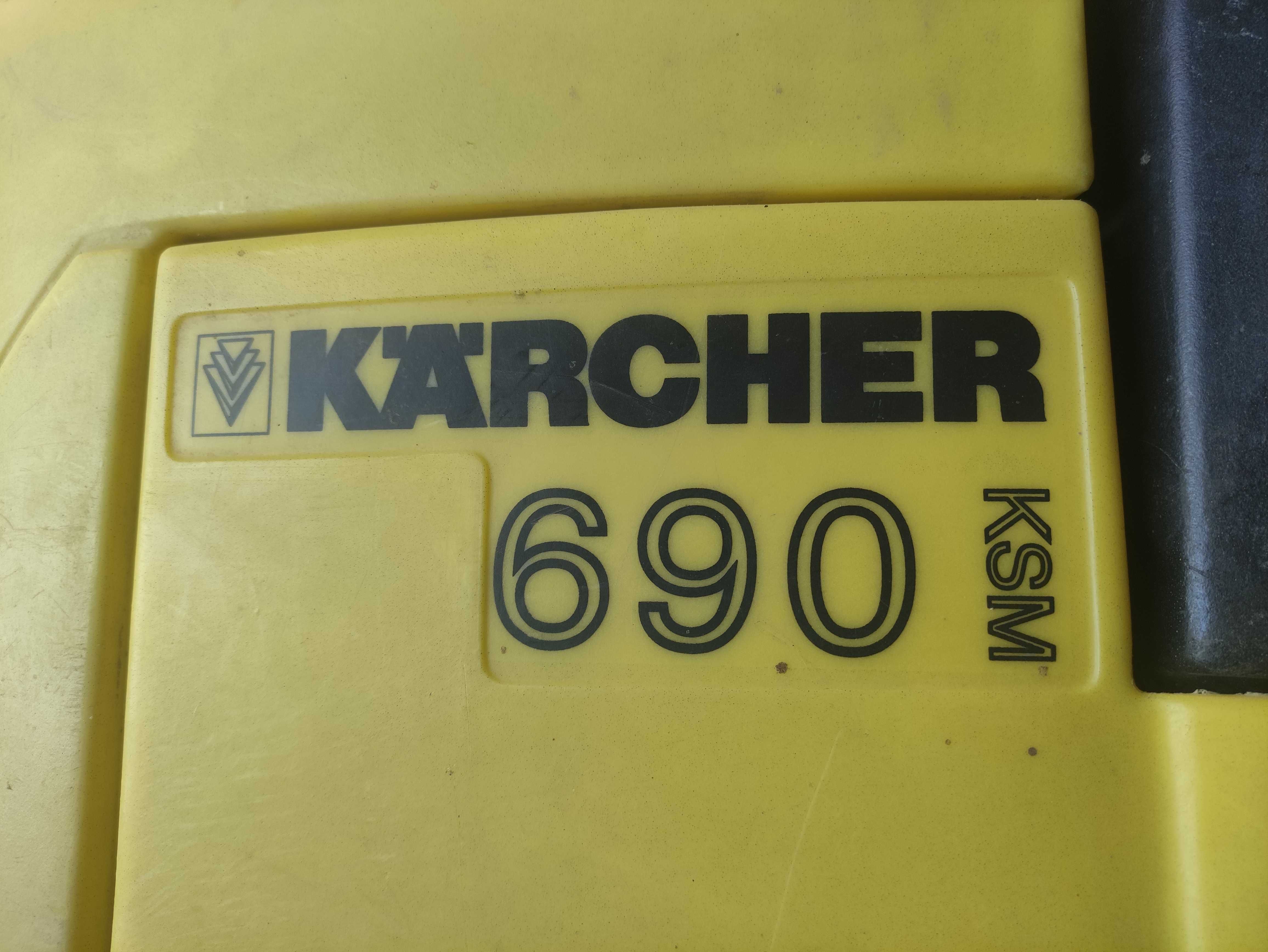 Zamiatarka Akumulatorowa elektryczna Karcher ksm 690