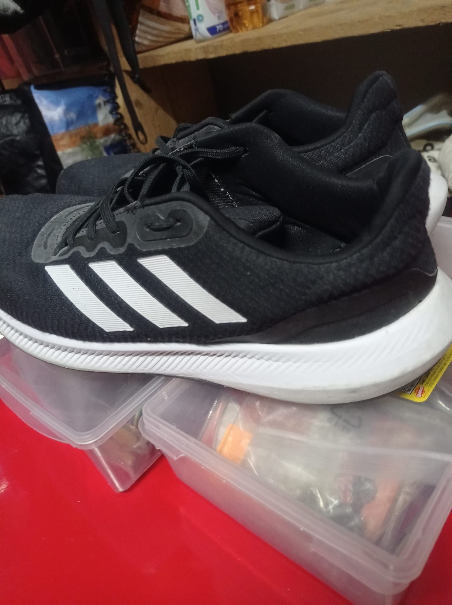 Tenis adidas tamanho 44