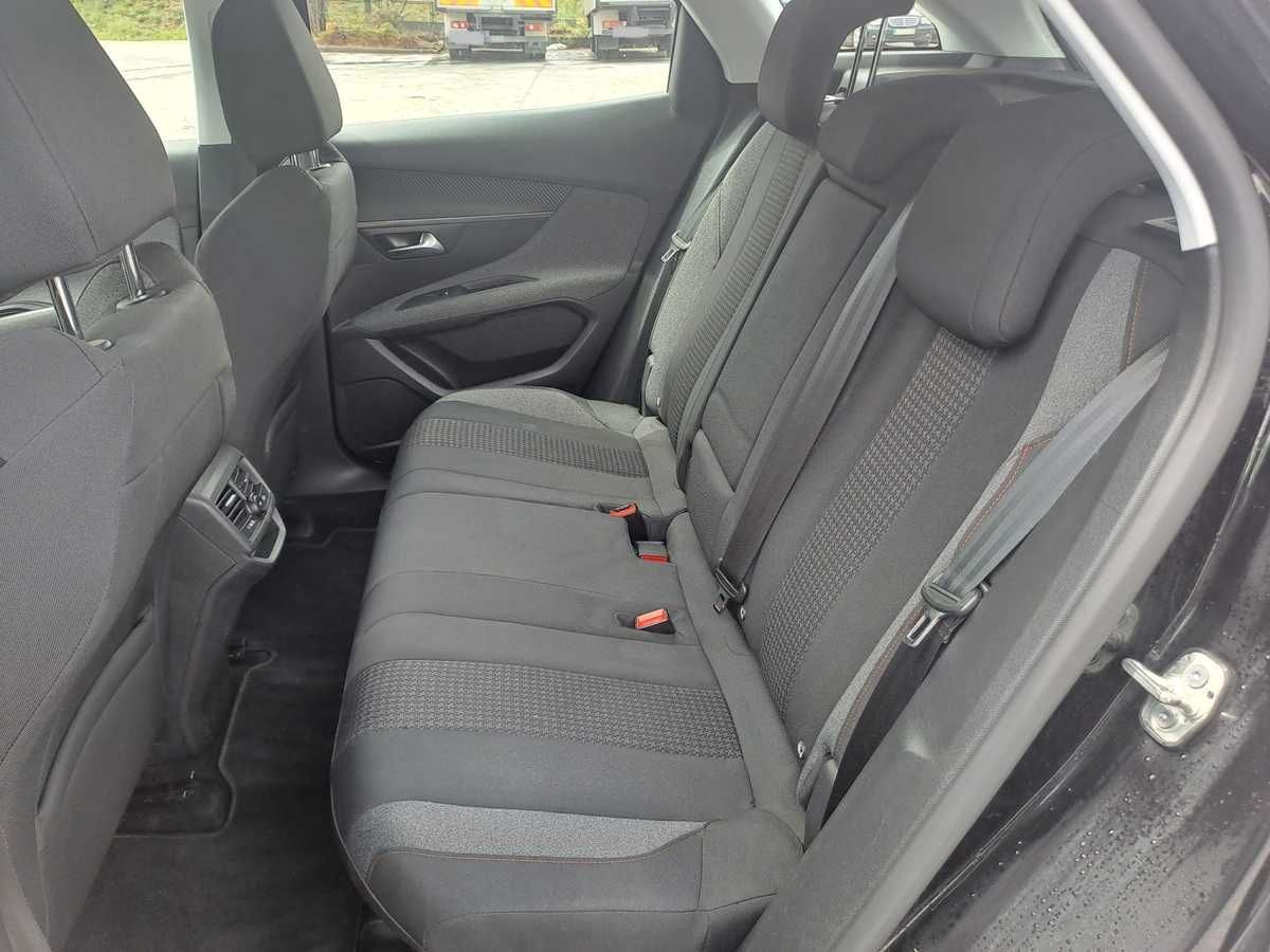 Peugeot 3008 1.2 PureTech, 2020