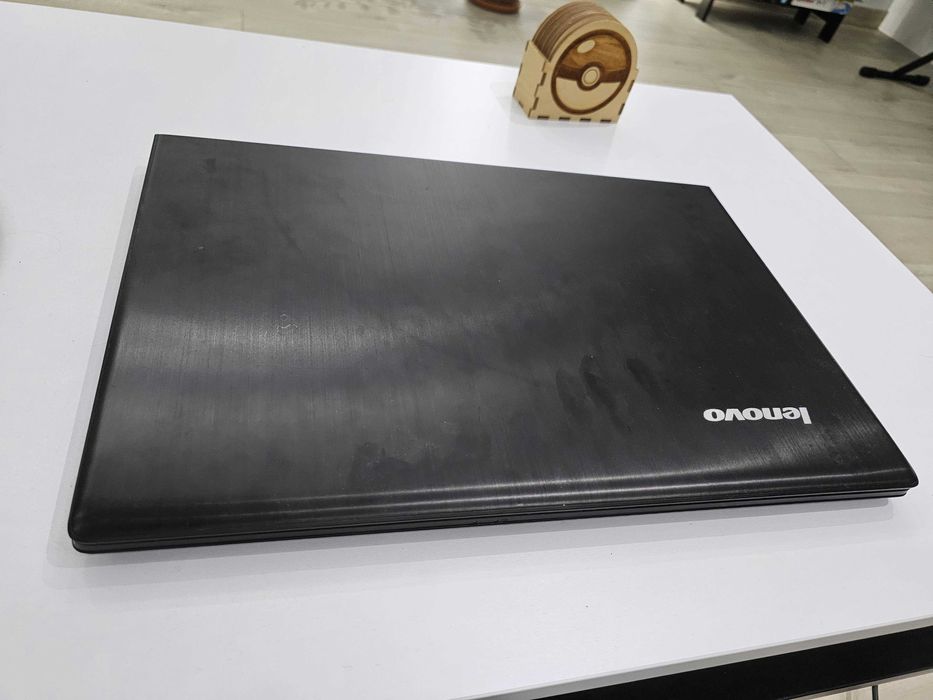 Laptop Lenovo Z70-80 i5-5200U / 8GB RAM / 240GB SSD