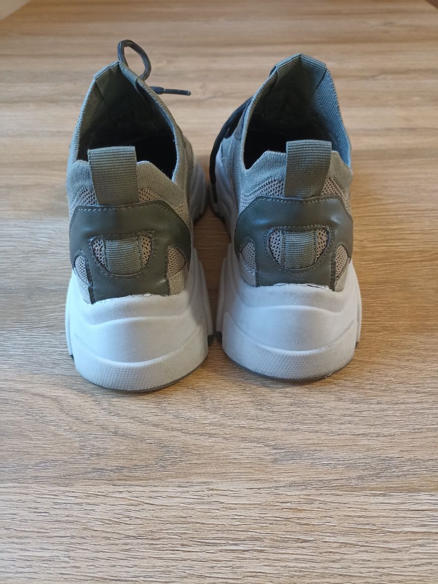 Sneakersy adidasy na wysokiej podeszwie khaki h&m
