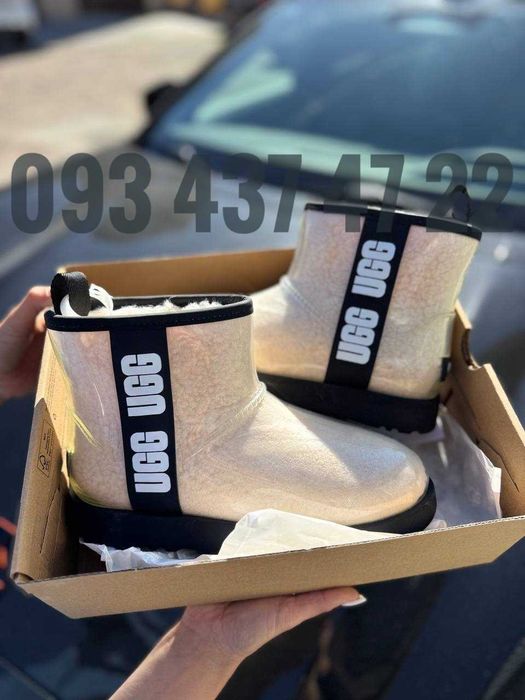 Жіночі Ugg уггі натуральна замш/овчина  Classic Clear Mini Beige/Black