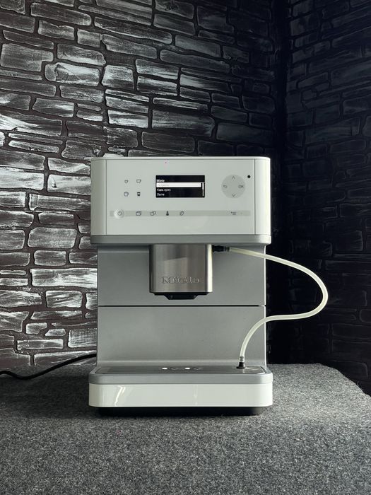 Окремостояча Кавомашина Miele СМ 6100 Кофемашина | Біла | Ідеал!