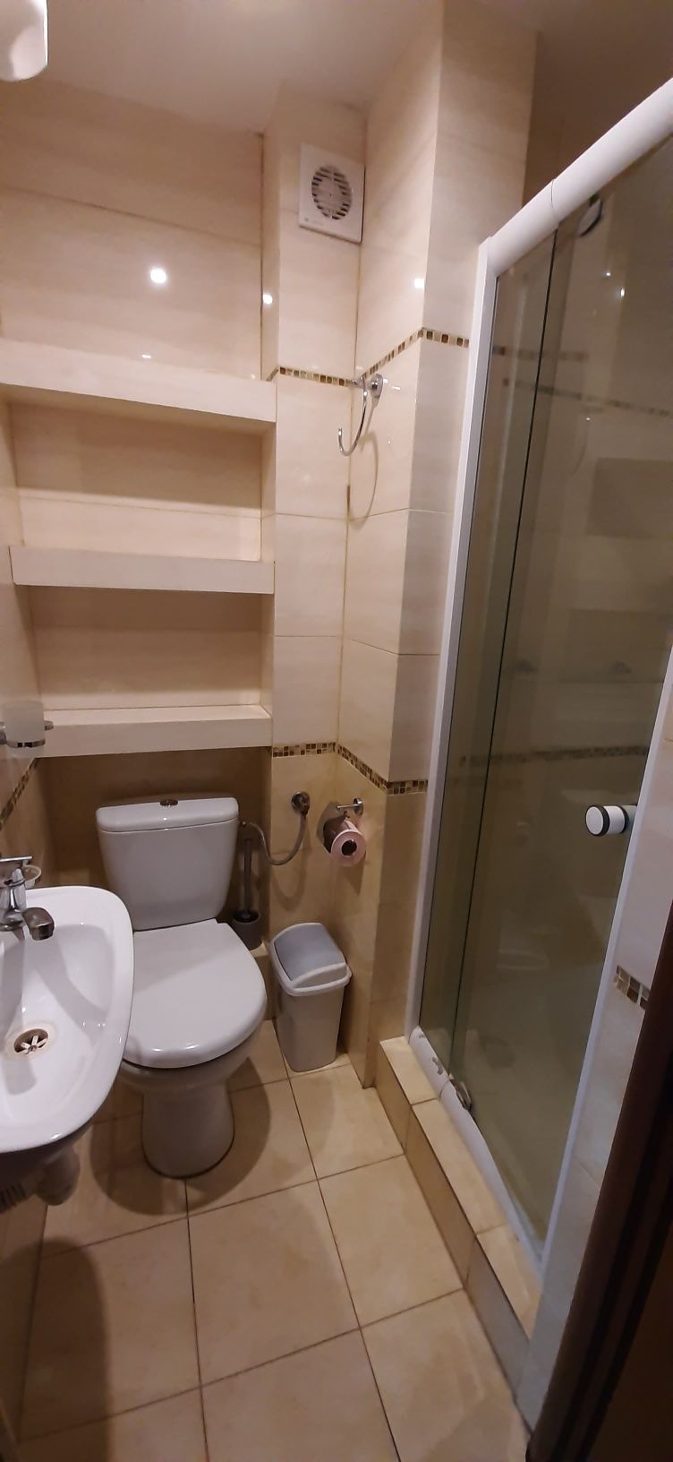 Wynajmę pokój w domu jednorodzinnym