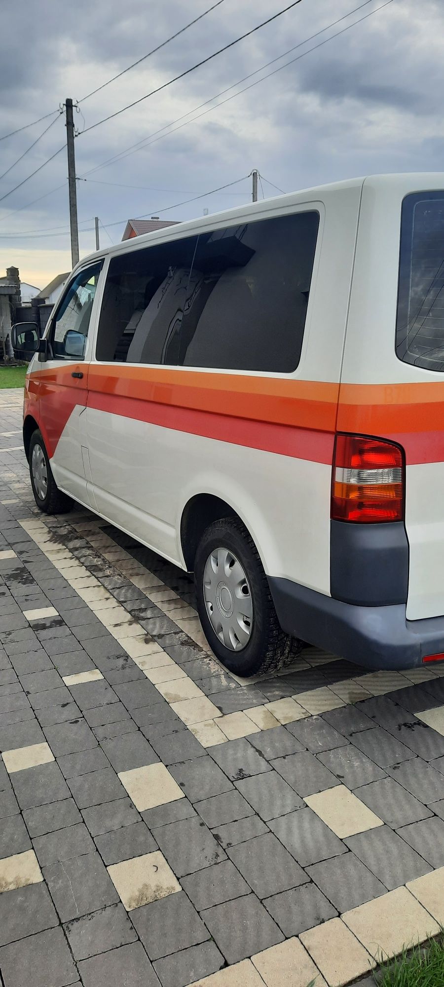 продам Volkswagen Transporter T5 оригінальний пасажир