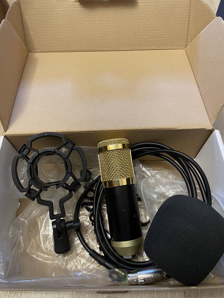 Studio Microphone series