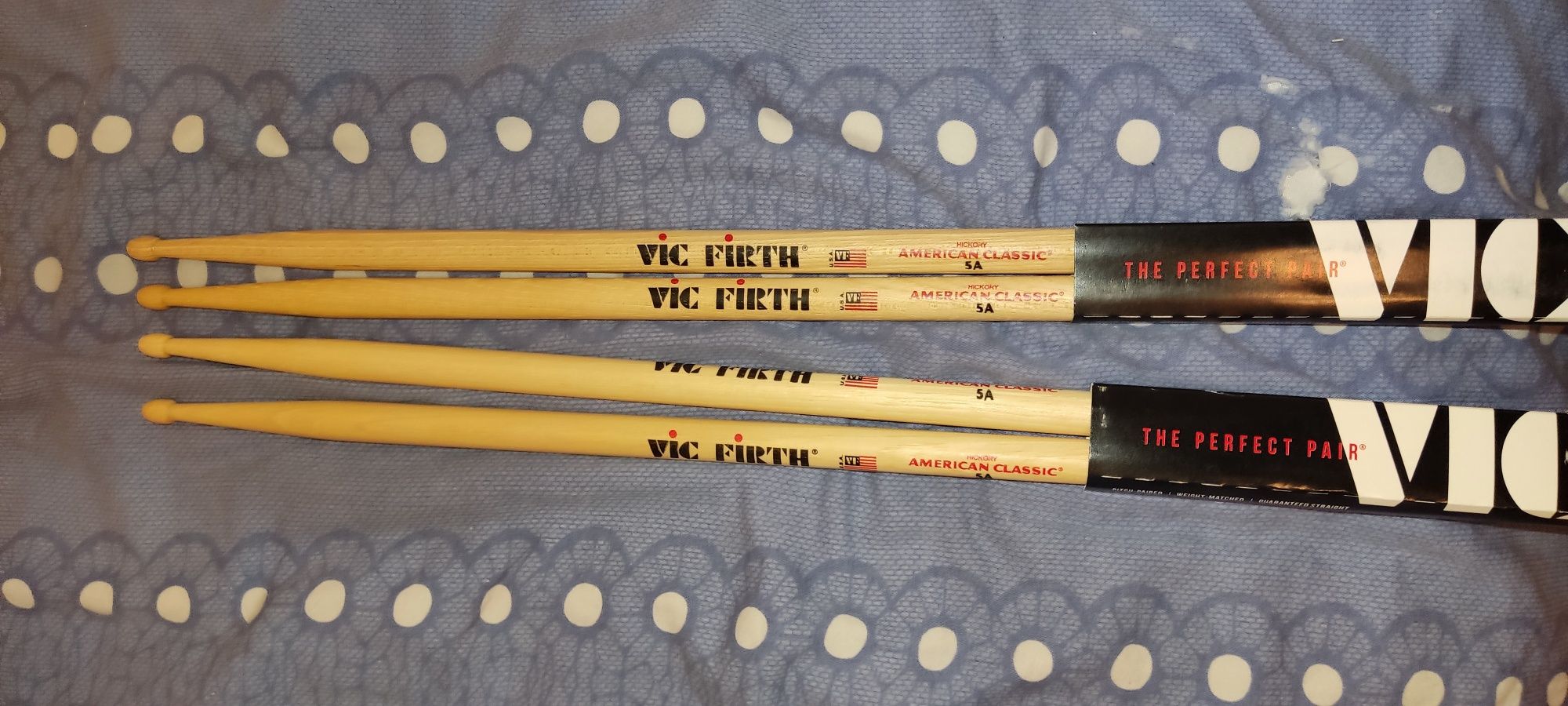 Dwie pary nowe pałki Vic Firth 5a american classic