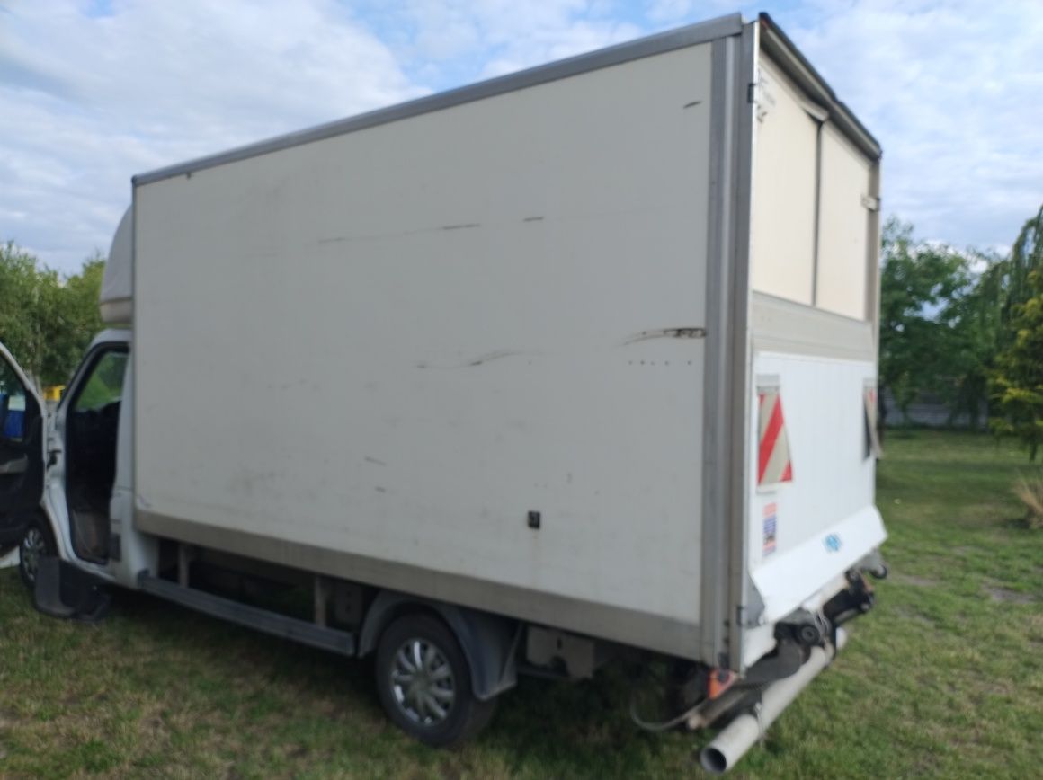 kontener winda chłodnia renault master