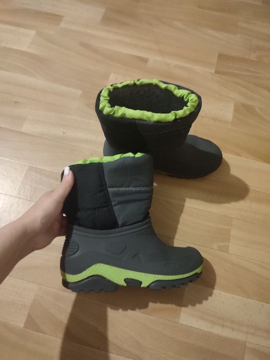 Продам теплые сапоги зимние р 33 унисекс