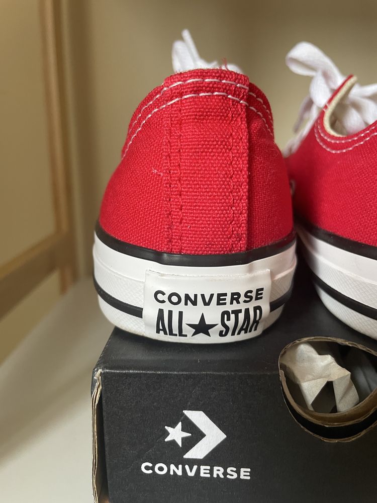 Czerwone converse r. 35