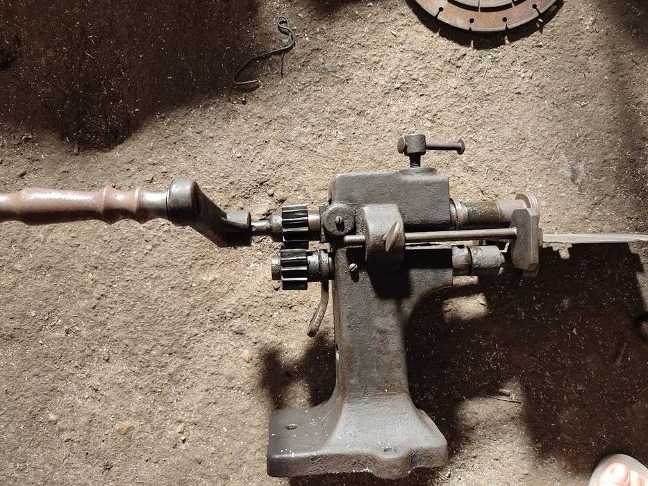 Máquina de rolo de contas, bordadeira de chapa ou máquina de rebordar