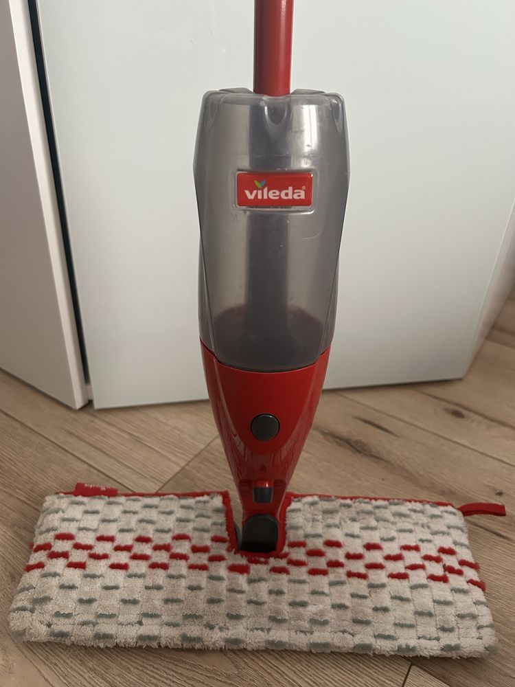 Mop Vileda ze spryskiwaczem