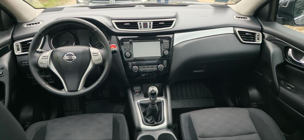Nissan Qashqai 1.2 Turbo Tekna