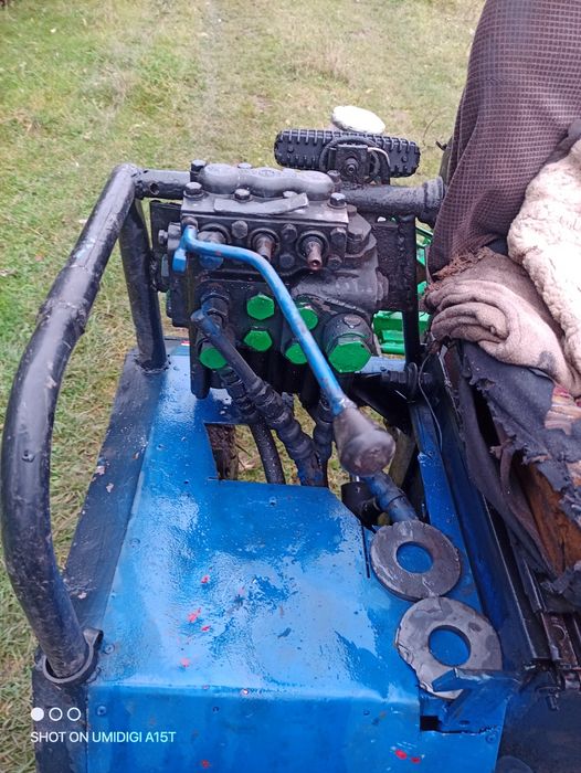 Продам саморобний тракторец находу