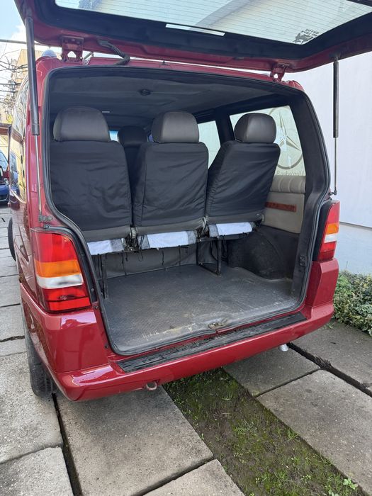 Поодаю Mercedes-Benz Vito 112 пасажир 2.2cdi