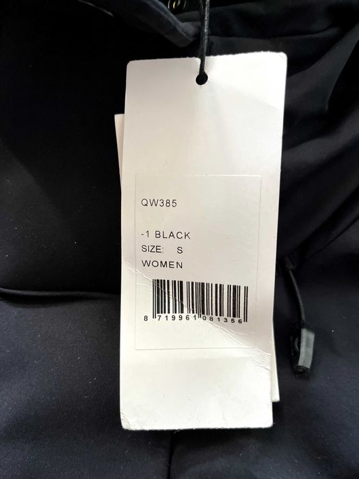 Жіноче зимове технологічне пальто-парка KRAKATAU Long Parka QW385 Gaia