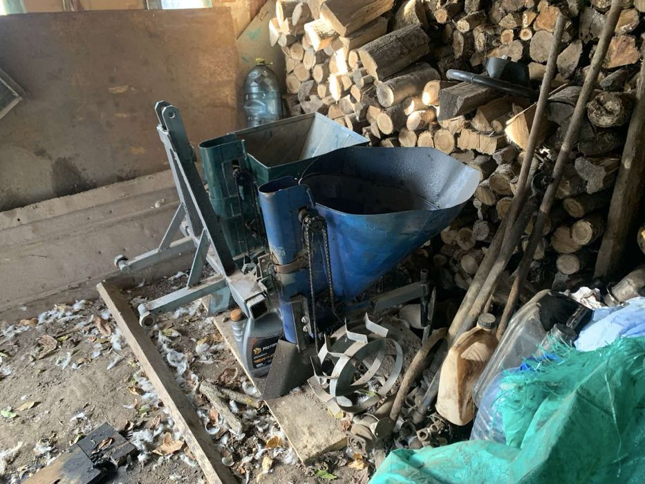 Картоплесаджалка двохрядна