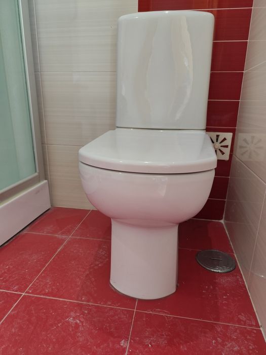 Kit casa de banho: Sanitário completo,cabine duche,e pia com armário