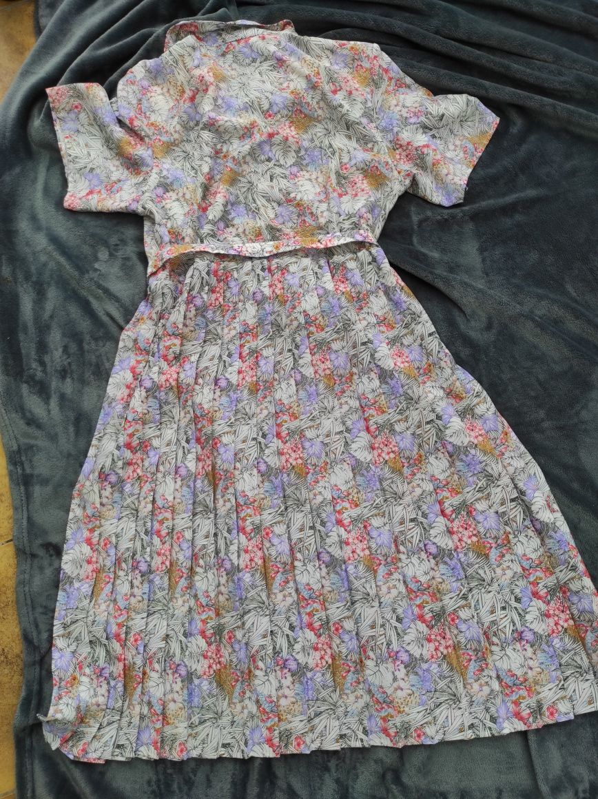 506. Sukienka plisy Plus r. 14 r. 42 r. XL