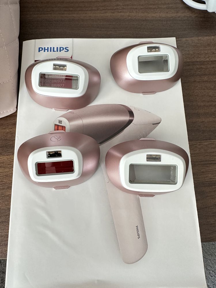 Fotoepilator Philips Lumea 9900