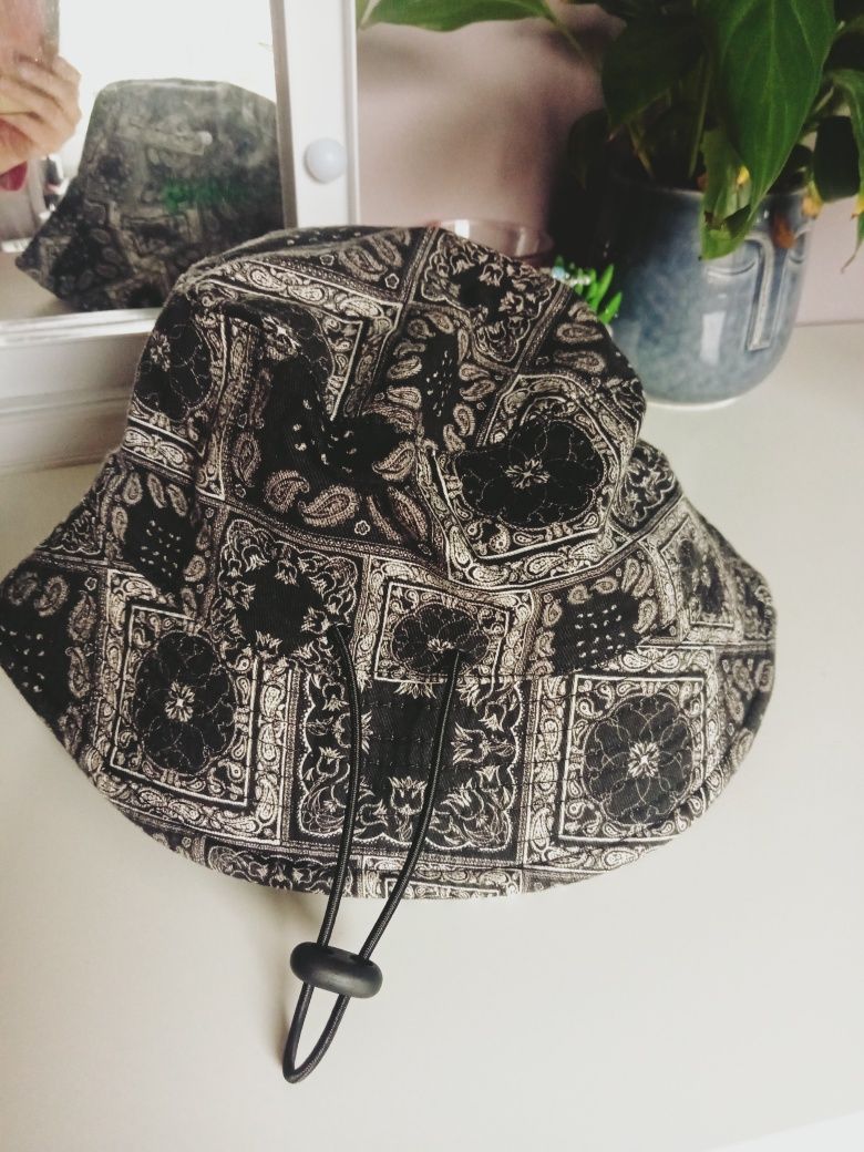 Kapelusz bucket hat Keep Smiling Hause