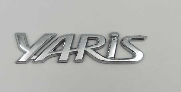 Nowy znaczek przyklejany emblemat Toyota Yaris