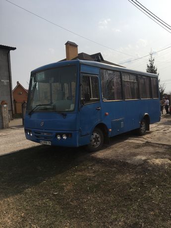 Продавм автобус ХаЗ-3250.02