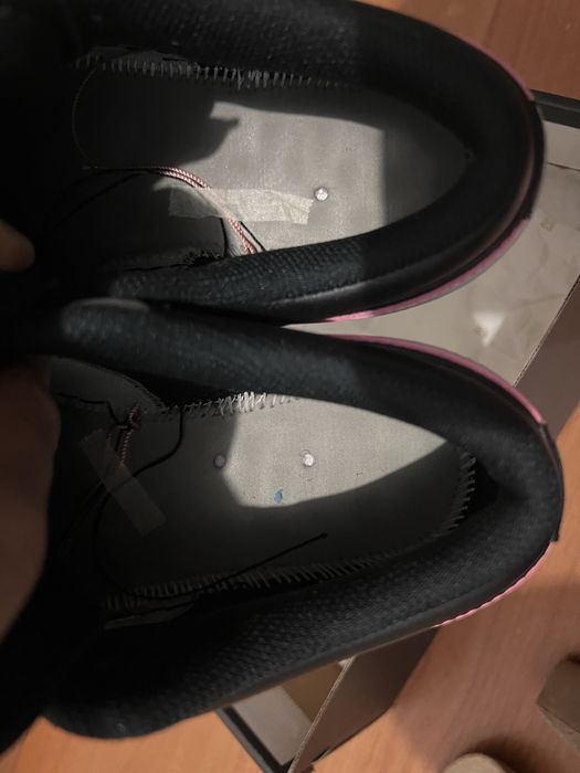 Jordan 1 low black gery pink