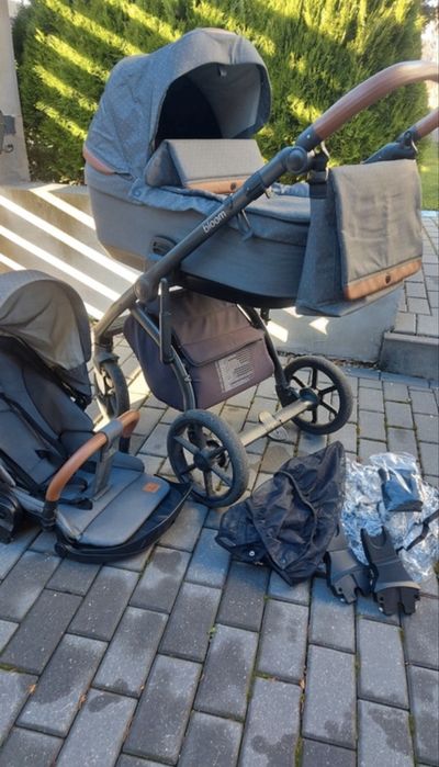 Wózek głęboko spacerowy Roan Bloom zestaw 2w1, kolor Black Dots