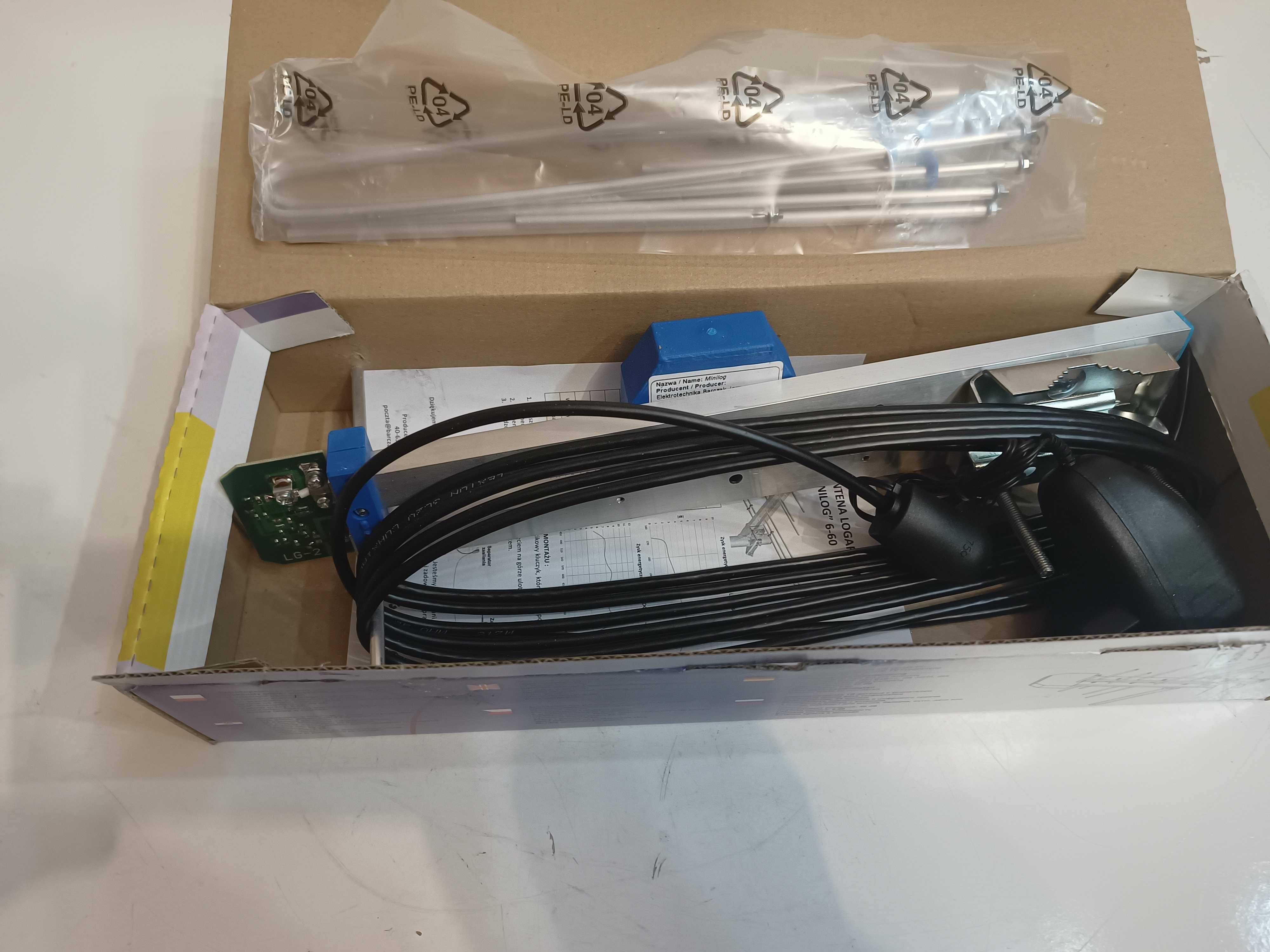 Antena DVB-T2 - combo  6LOG HV , aktywna - TV Republika