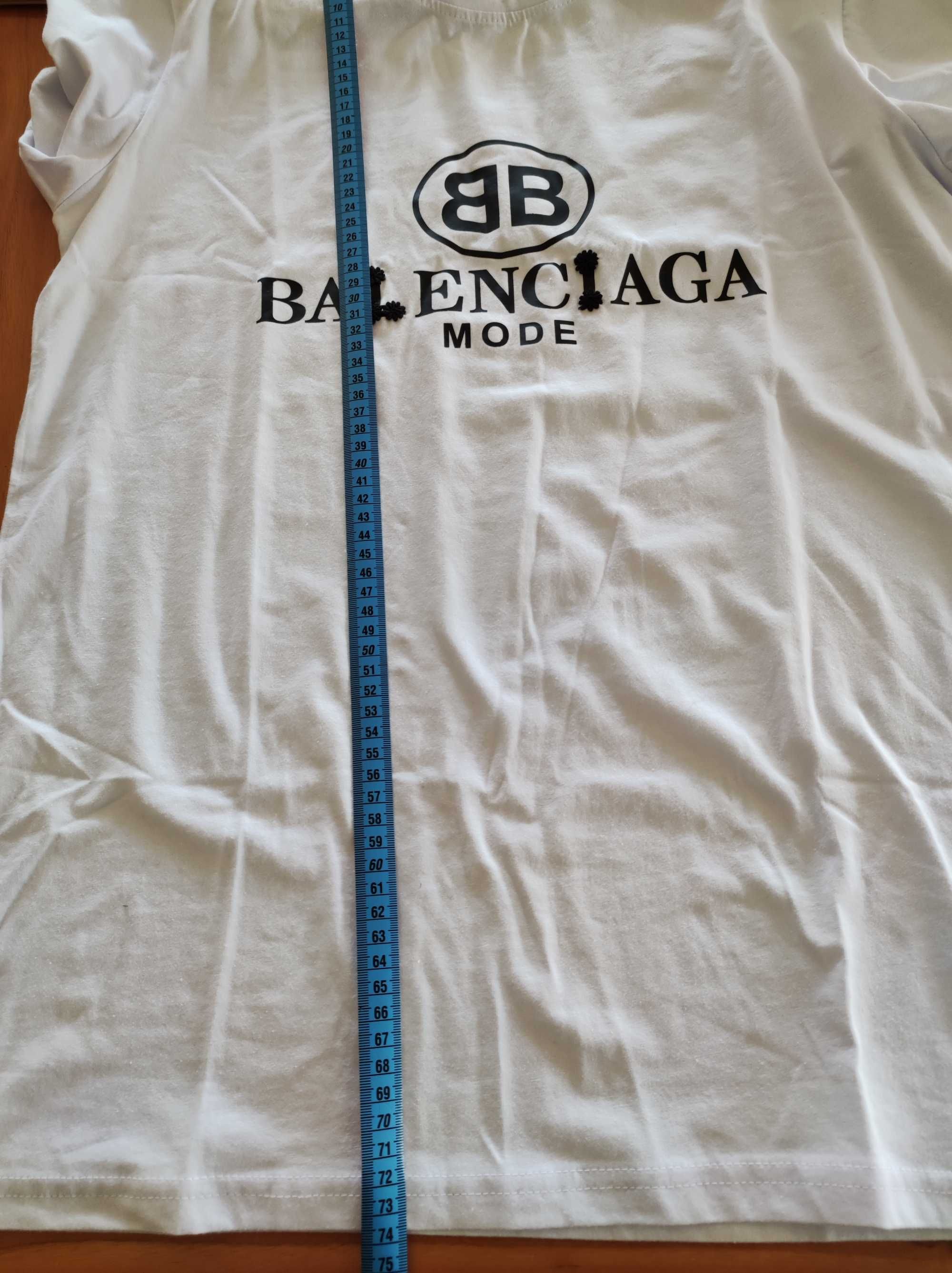 Nowy śnieżnobiały t-shirt Balenciaga XL.