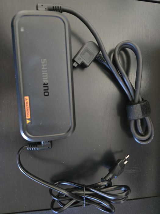 Carregador Shimano Steps Ec8004