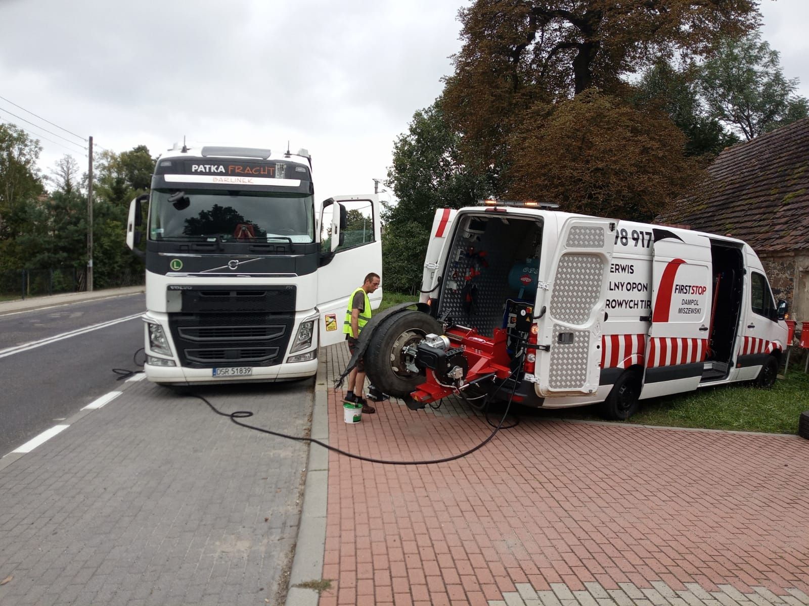 Mobilna wulkanizacja Tir Olszyna granica Żary   Iłowa A18  A4
